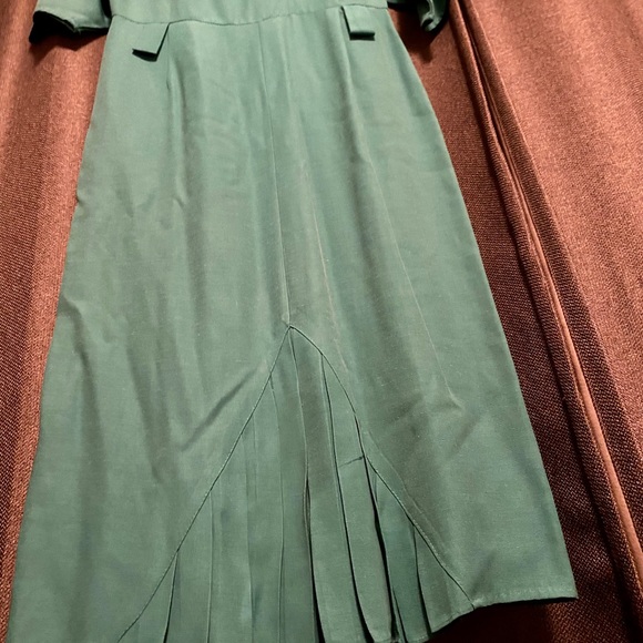 Vintage Positive Influence Dress - Picture 6 of 7